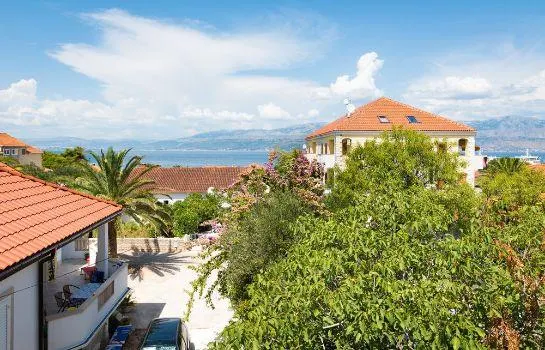 Villa Mandic - Image 1