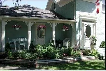 Suites on West Mary - Image 1