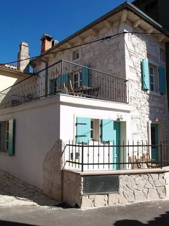 Vila Katina - Image 1
