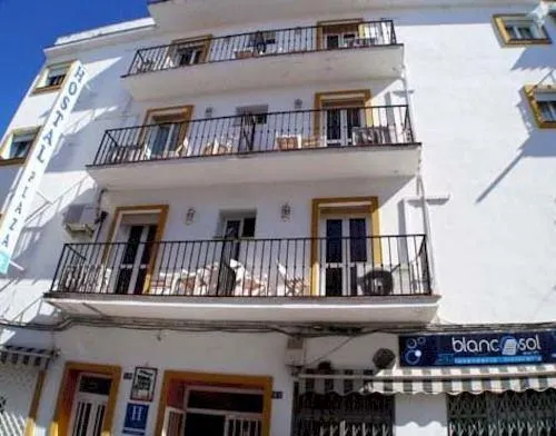 Hostal Plaza - Image 1