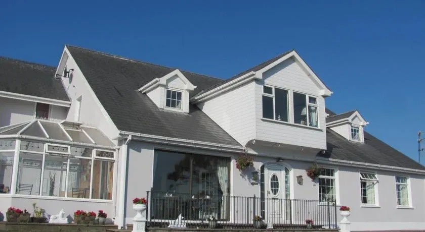 Seaview B&B - Image 1