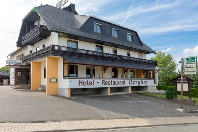 Hotel Berghof - Image 1