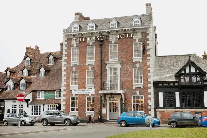 The Castle Hotel Wetherspoon - Image 1