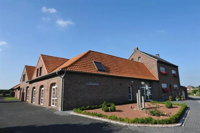 Adrianhof - Image 1