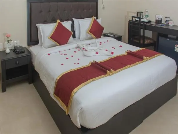 OYO Premium Secretariat Trivandrum - Image 1