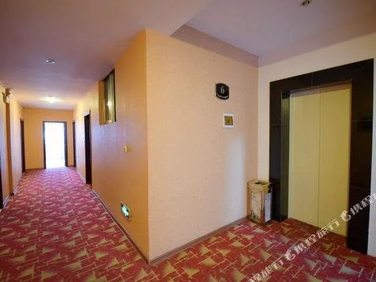 WENLE HOTEL - Image 1