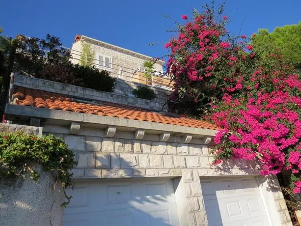Holiday Home Arte - Image 1