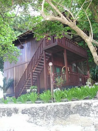 Gem Island Resort & Spa - Image 1