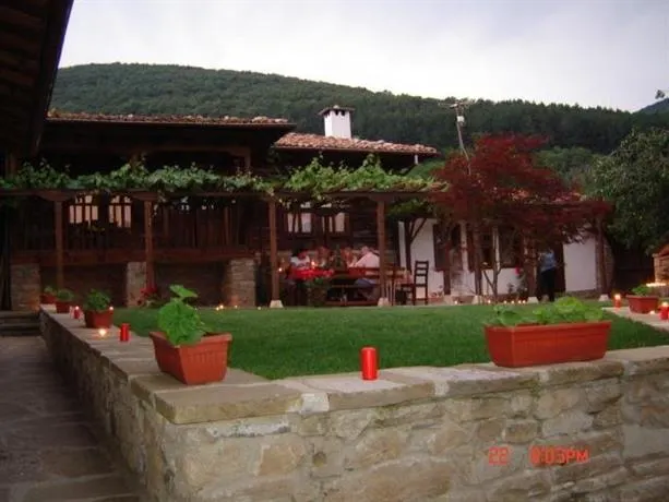 The House With The Vine Guest House - Image 1