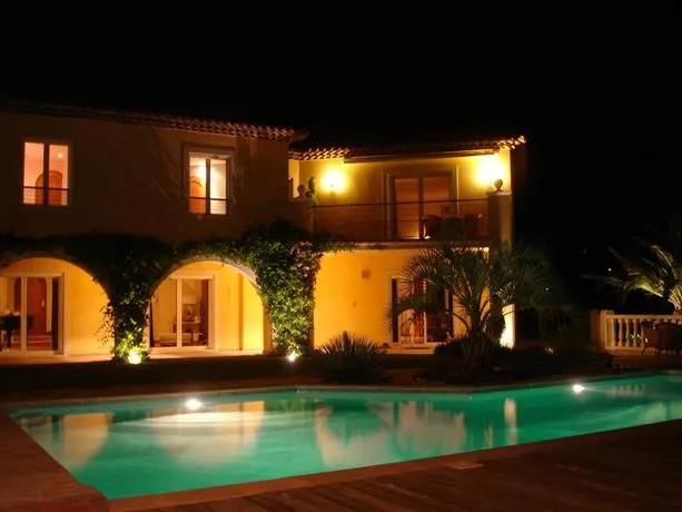 Villa Rose Hill - Image 1