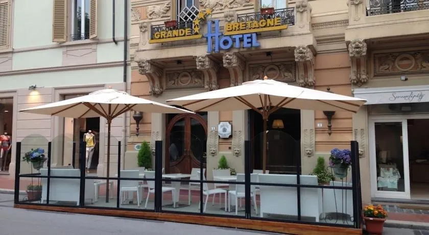 Hotel Grande Bretagne - Image 1