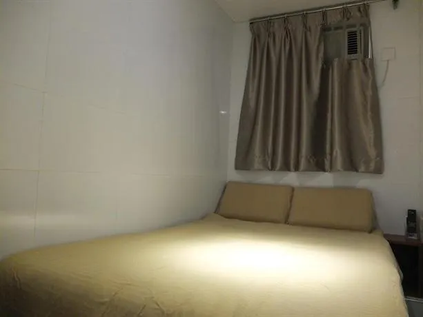 Gloria Guest House - Image 1