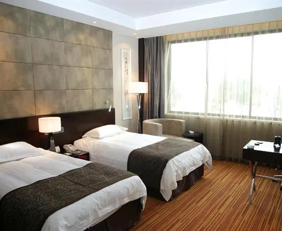 Taizhou Water Dragon Hotel - Image 1