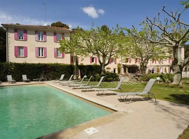 Hôtel Montmirail - Image 1