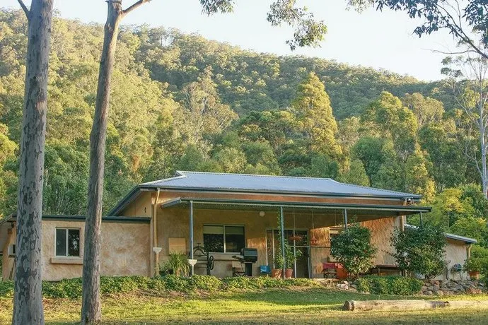 Lyrebird Studio Hideaway in the Watagans - be at one with nature - Image 1