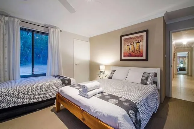 Yallingup Pet Friendly Bush Retreat - Image 1