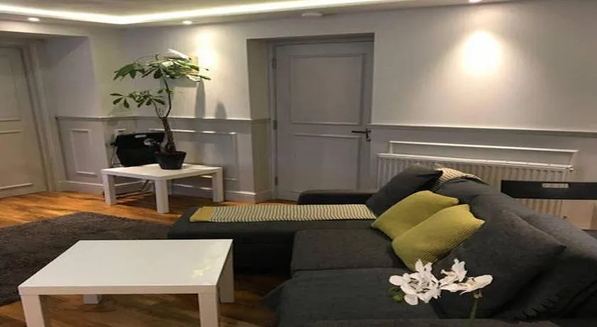 Boutique Apartment in the Heart of Hastings - Image 1