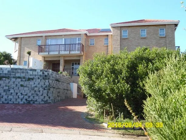 Marine Paradise - Image 1