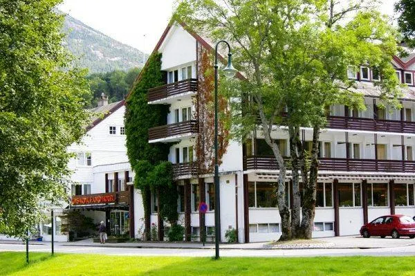 First Hotel Kinsarvik - Image 1
