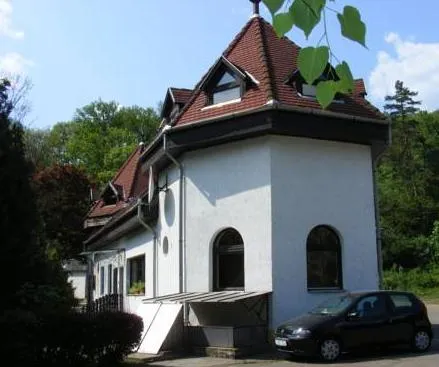 No. 1 Hotel - Image 1