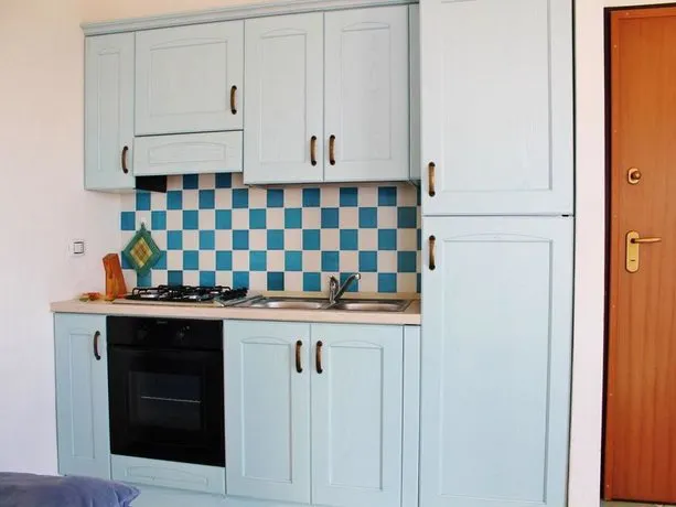 RESIDENCE OLEANDRI ROSSI - Image 1