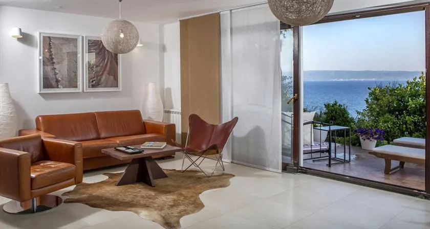 Apartment Gallery - Image 1