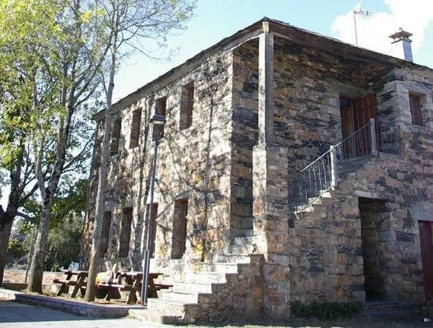 Albergue Juvenil de Castro - Image 1