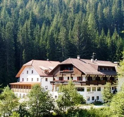 Hotel Bad Bergfall - Image 1