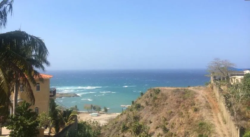 Peaceful Ocean View Studio - Image 1