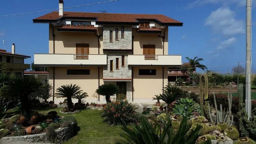 Casa Fiore - Image 1