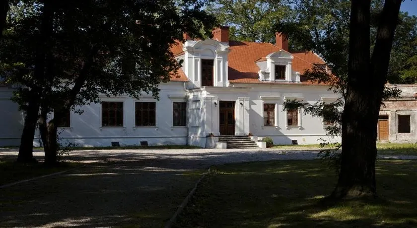 Pałac w Sichowie - Image 1