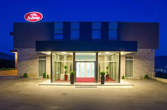 Hotel Bellevue - Image 1