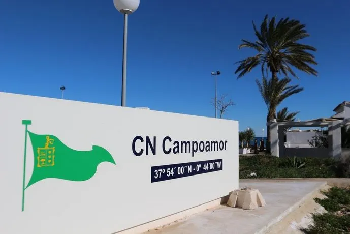 Precioso Duplex Frente Al Mar En Campoamor Alicante - Image 1