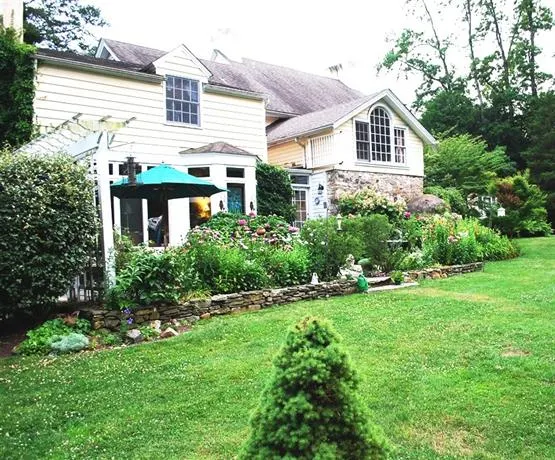 The Pennsbury Inn Bed And Breakfast - Image 1