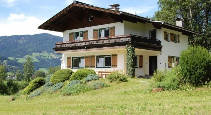 Alpenchalet Jagdhof - Image 1