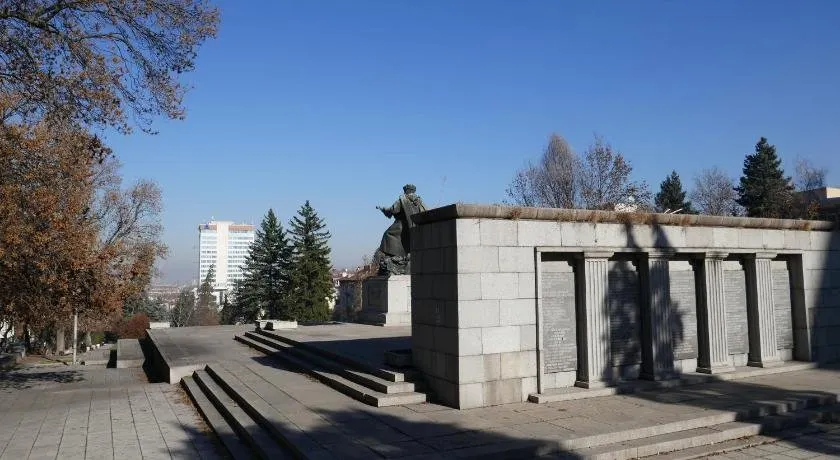 Lozenets Apartment - Image 1