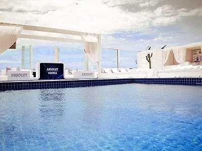 Boutique Club Hotel - Image 1