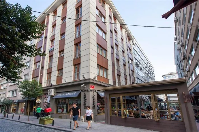 Nisantasi Flats - Image 1
