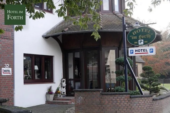Hotel im Forth - Image 1