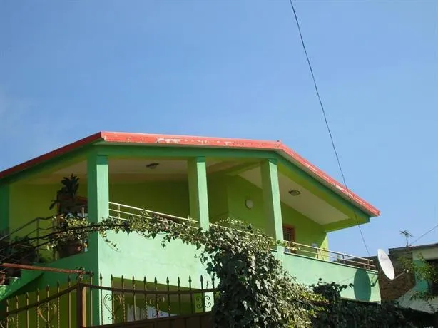 Rooms Primavera Vila - Image 1