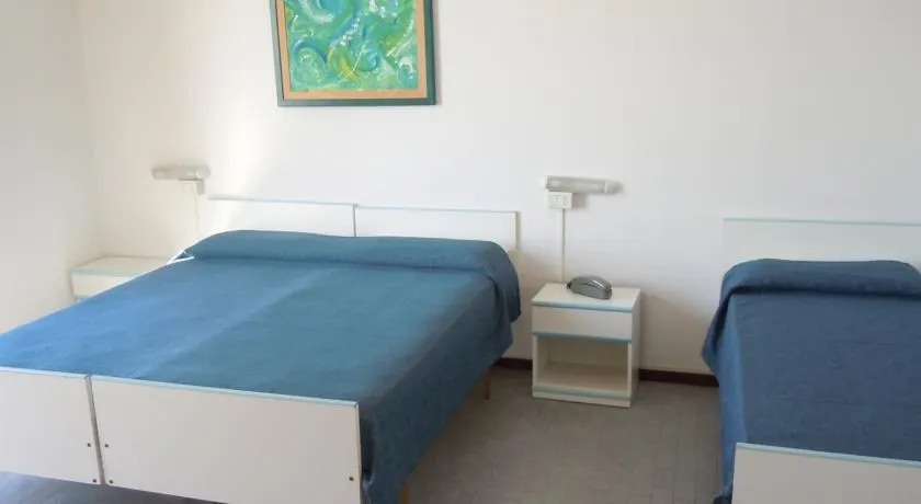 Hotel Lima - Image 1