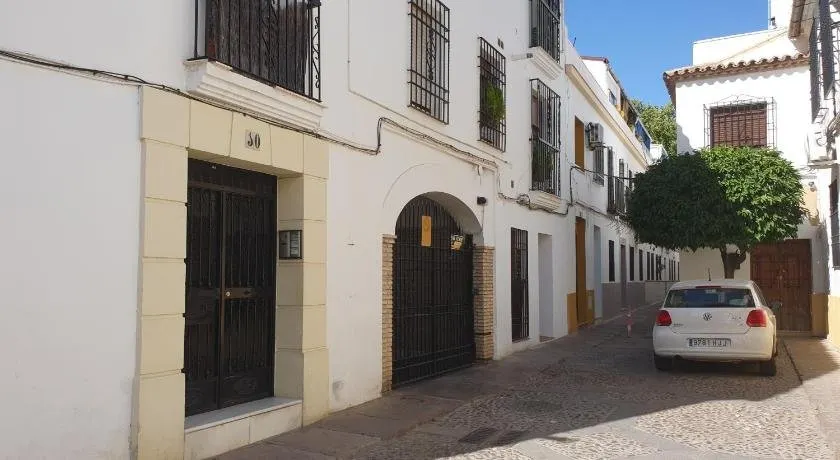 Vivienda Turística en Típico Patio Cordobés San Basilio - Image 1