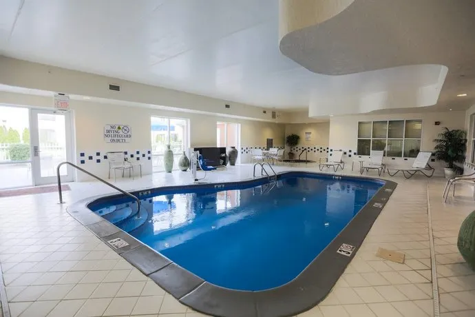 Fairfield Inn & Suites Lexington Berea - Image 1