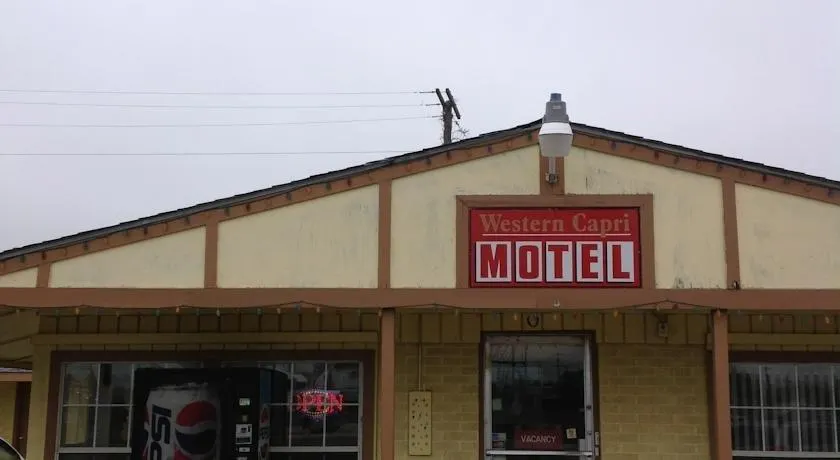 Western Capri Motel - Image 1