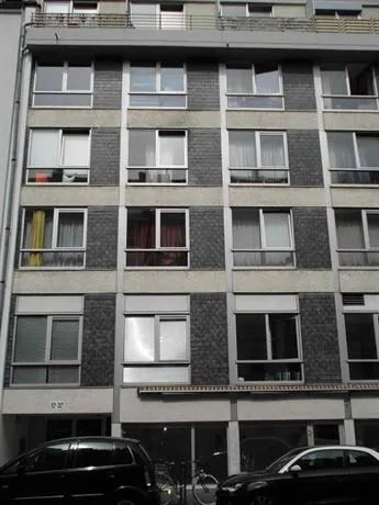 Star Apartments Cologne - Hans-Sachs-Strasse - Image 1