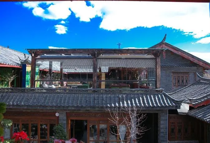 Yulong Qiantang Inn (Lijiang Shuhe Ancient Town) - Image 1