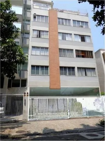 Leblon Flats - Image 1
