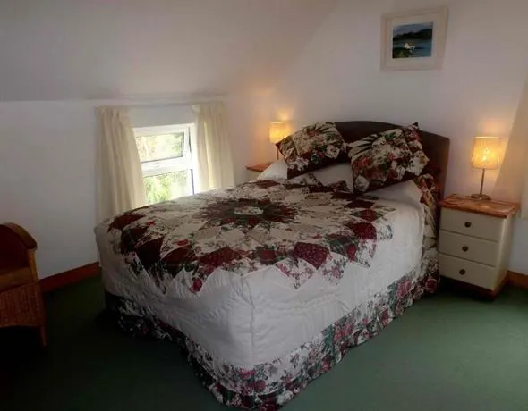 Fuschia Cottage Bed & Breakfast - Image 1