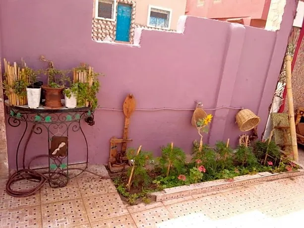 Afica Surf House - Image 1