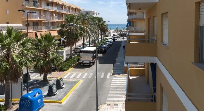 River  - Apartment In Daimús. Free Wifi - Image 1